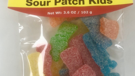 HANDY CANDY PEG BAG SOUR PATCH KIDS 3.6OZ