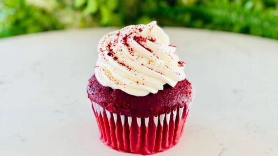 CUP CAKE RED VELVET DZ